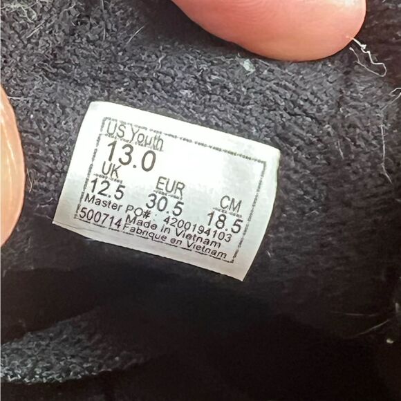 Vans Youth Sheldan Checkerboard Black and Red Sneakers  Skateboarding  Size  13 - Picture 9 of 10